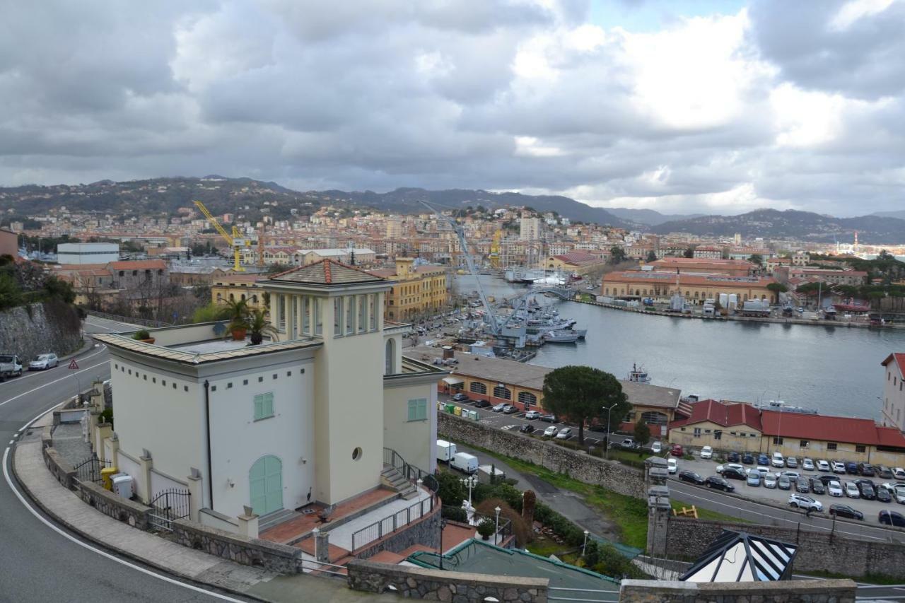 Mare Nostrum La Spezia Exterior foto